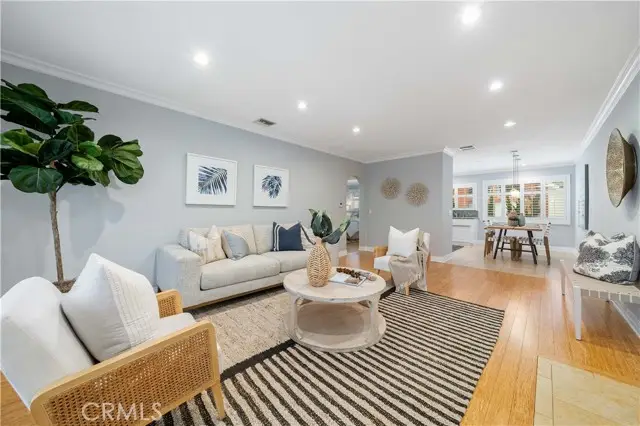 923 17th St  #4, Santa Monica, CA 90403 - #1