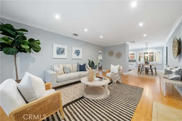 923 17th St  #4, Santa Monica, CA 90403