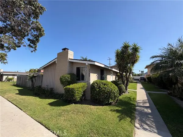 1383 Baker, Costa Mesa, CA 92626