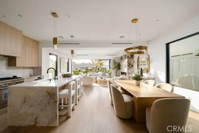 518 Poinsettia Avenue, Corona Del Mar, CA 92625 - #3