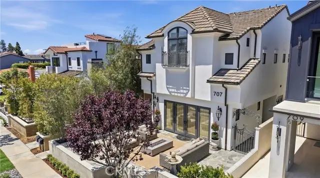 707 Larkspur Avenue, Corona Del Mar, CA 92625 - #1