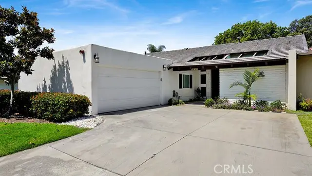 2211 Fortuna, Newport Beach, CA 92660 - #2