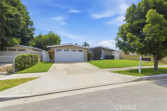 2128 College, Costa Mesa, CA 92627 - #3