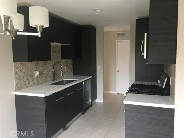 700 La Veta Avenue  #G8, Orange, CA 92868