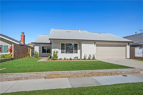 3209 Diamond, Santa Ana, CA 92704