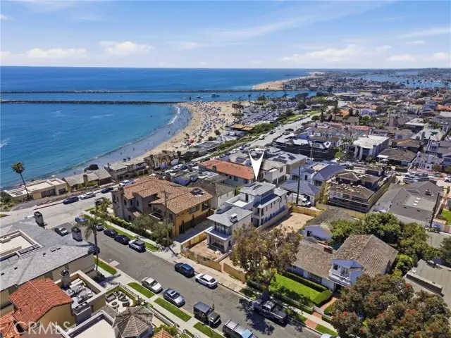 209 Narcissus Avenue, Corona Del Mar, CA 92625 - #1