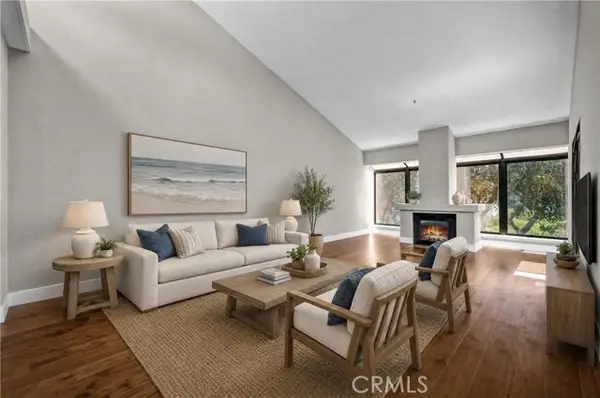 200 Paris Lane  #304, Newport Beach, CA 92663