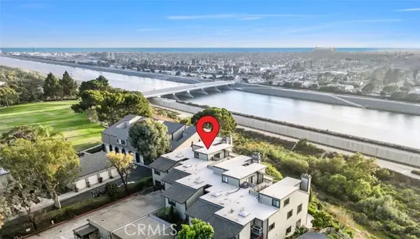 2157 Pacific Avenue  #B202, Costa Mesa, CA 92627