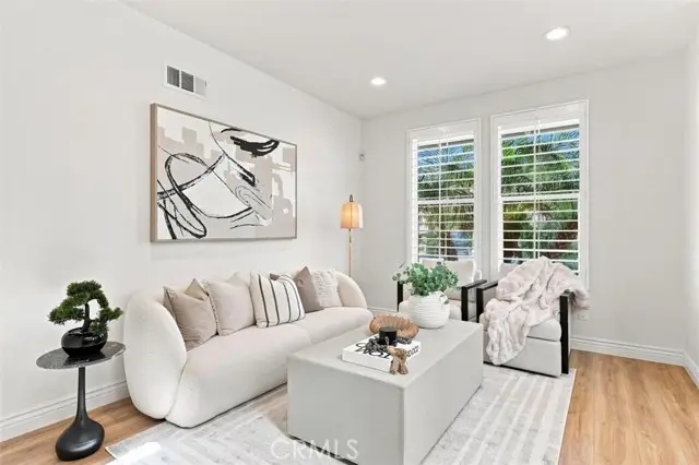 8 Dahlia, Irvine, CA 92618 - #3