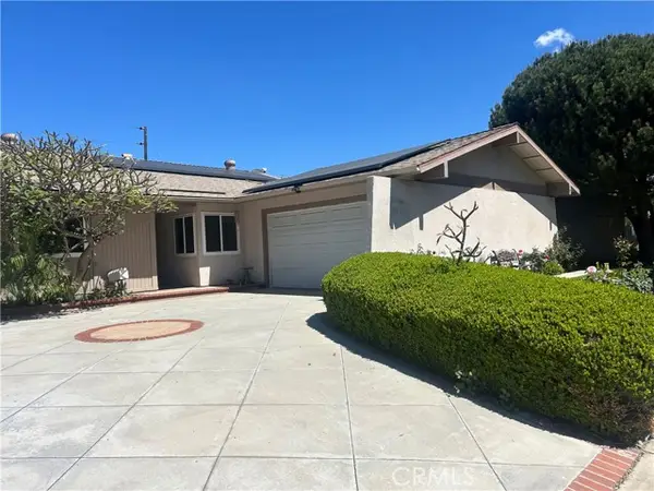 506 Pierpont, Costa Mesa, CA 92626