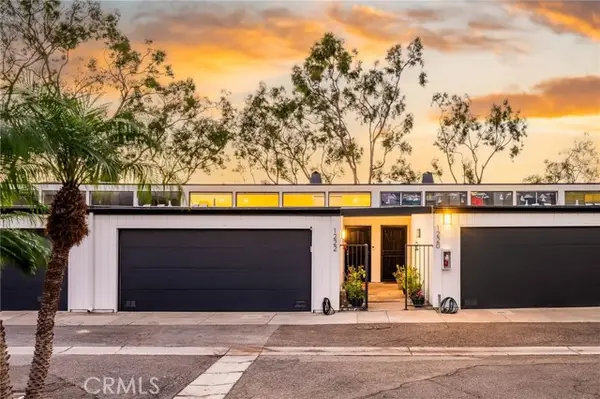 1222 Las Arenas Way  #23, Costa Mesa, CA 92627