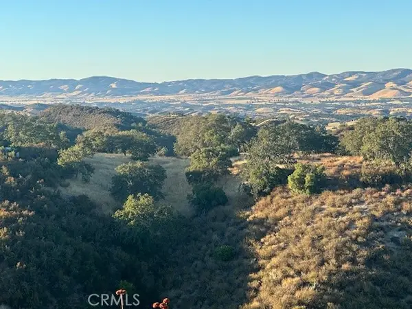 52721 Smith Road, Bradley, CA 93426