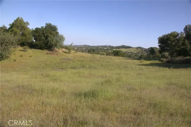 74650 Interlake, Bradley, CA 93426 - #2