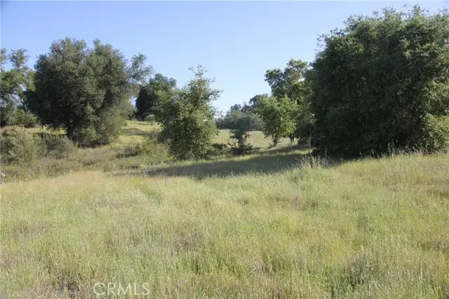 74650 Interlake, Bradley, CA 93426 - #3