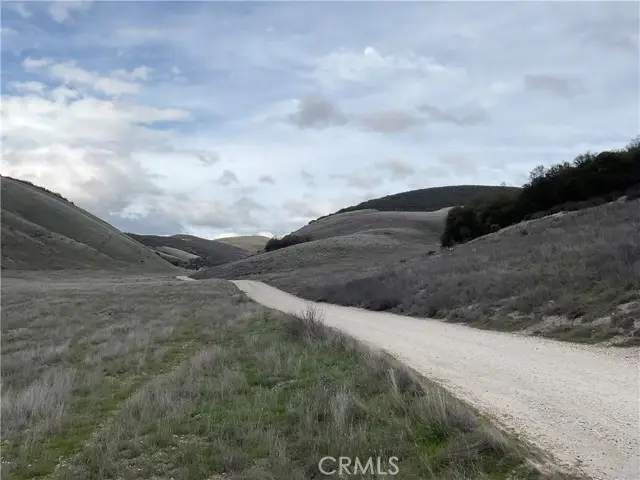 104 Paulsen Road, Lockwood, CA 93932 - Image #2