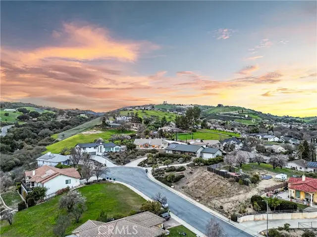 193 Blossom Court, Paso Robles, CA 93446 - #2