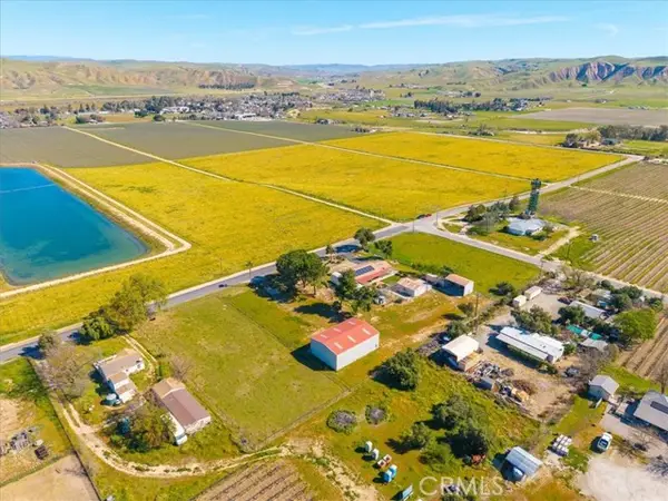 2100 Starkey Road, Shandon, CA 93461