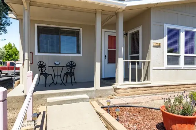 321 Lark, Paso Robles, CA 93446 - #3