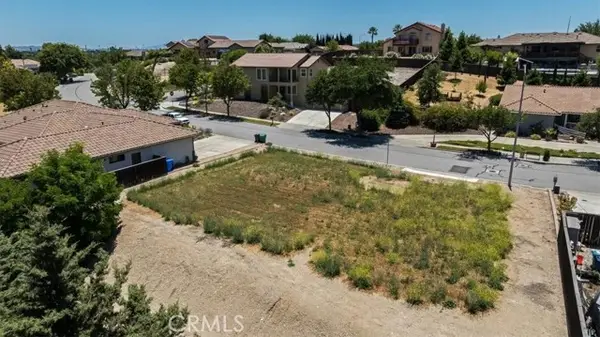 679 Red Cloud, Paso Robles, CA 93446
