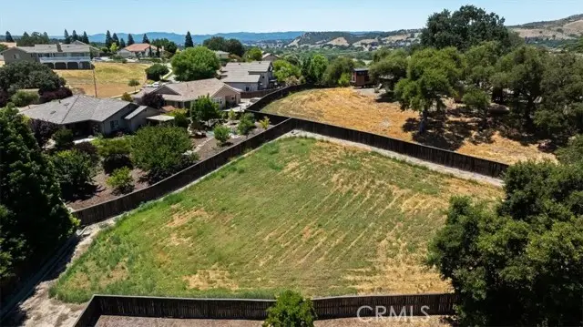 609 Navajo, Paso Robles, CA 93446 - #1