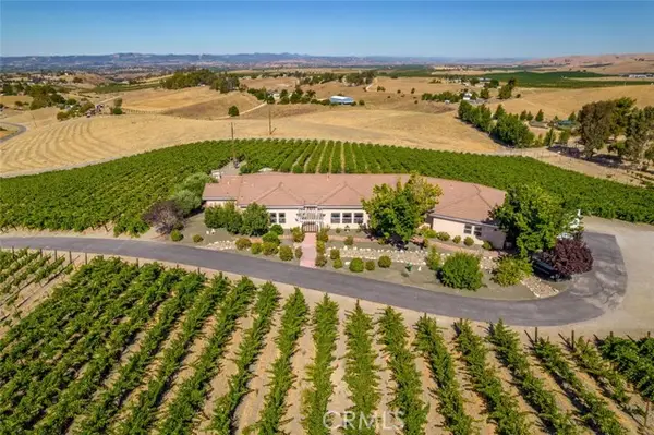 6172 Hawk Ridge Place, San Miguel, CA 93451