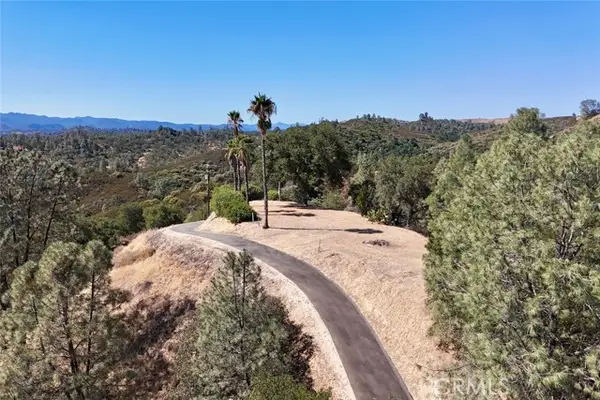 76348 Bryson Hesperia Road, Bradley, CA 93426