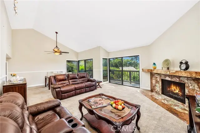 3 Palos  #51, Irvine, CA 92612 - Image #2