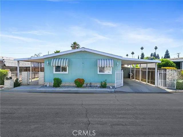 4204 King Arthur Ct, Bakersfield, CA 93301 - Image #2