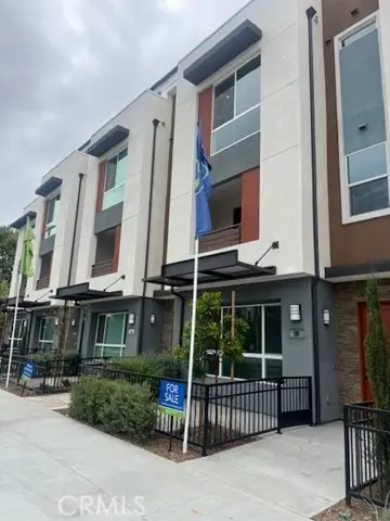 1818 E 1st Street  #520, Santa Ana, CA 92705 - Image #1