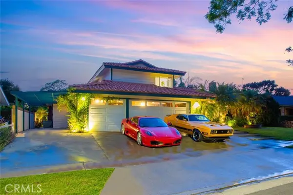 2718 Wright Street, Santa Ana, CA 92705