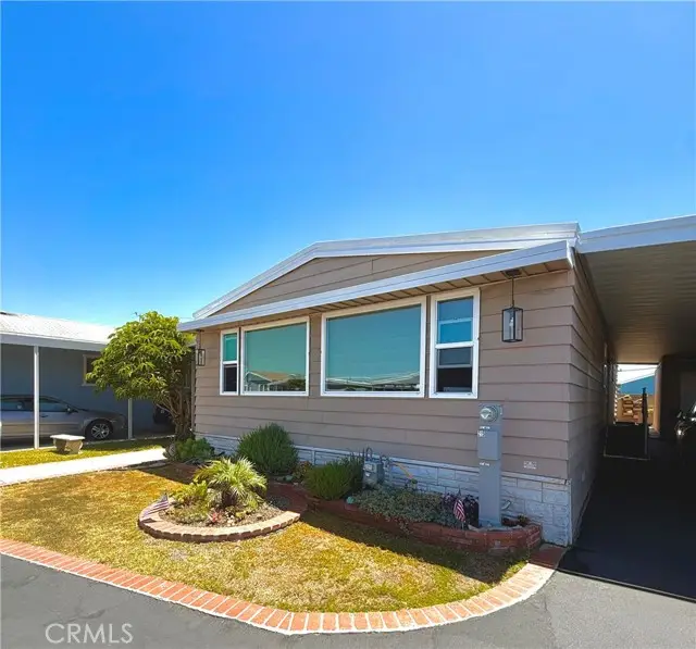 16222 Monterey Lane  #215, Huntington Beach, CA 92649 - Image #3