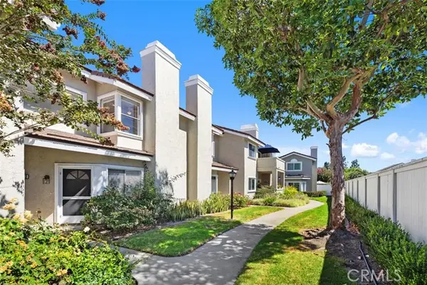 352 Fallingstar, Irvine, CA 92614