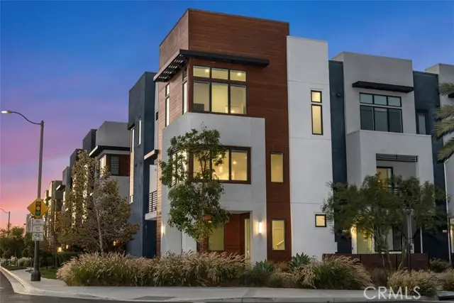 430 Transport, Tustin, CA 92782 - Image #1