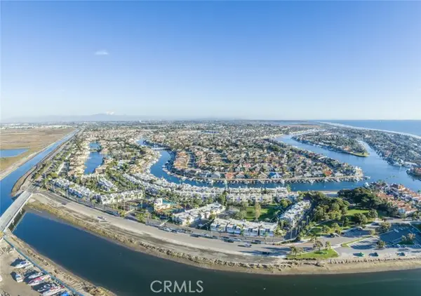 3299 Tempe Drive, Huntington Beach, CA 92649