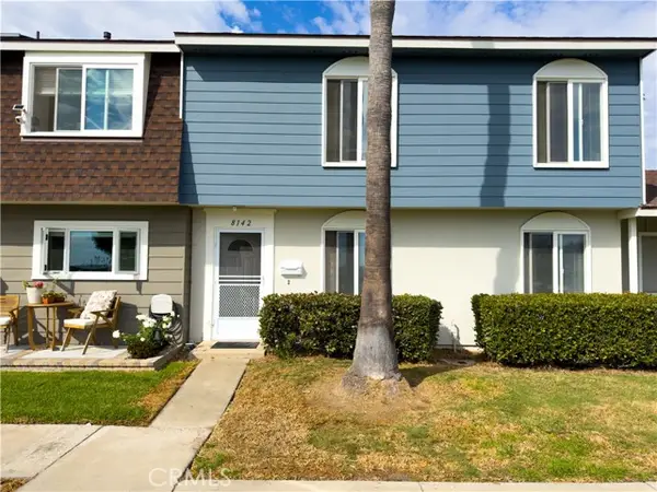 8142 Foxhall Drive, Huntington Beach, CA 92646