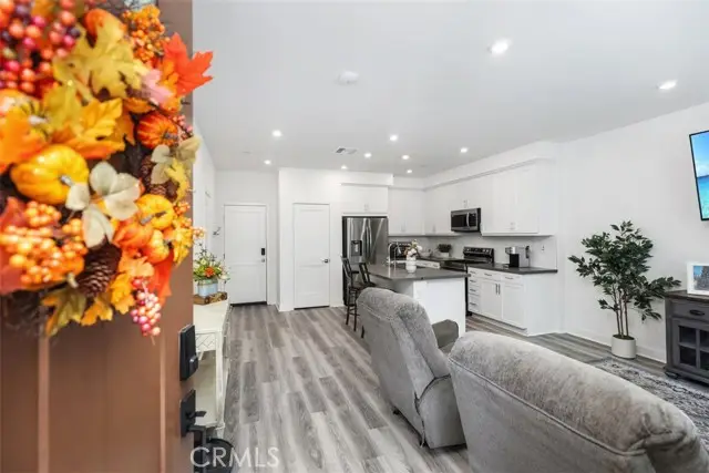 235 Hazel Drive, Ladera Ranch, CA 92694 - Image #2