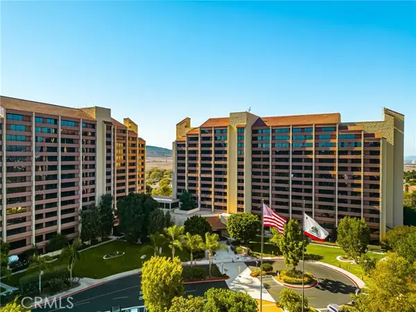 24055 Paseo Del Lago  #654, Laguna Woods, CA 92637