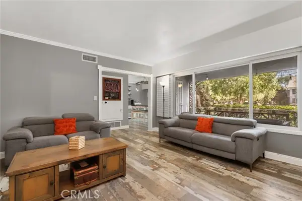 1521 Pomona Avenue  #A17, Fullerton, CA 92832