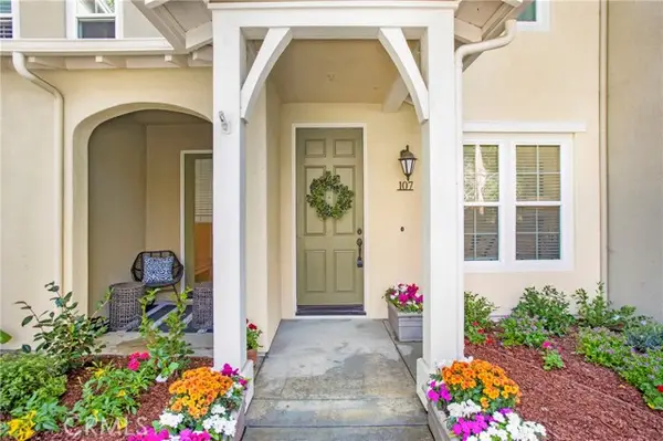 107 Orange Blossom Circle, Ladera Ranch, CA 92694