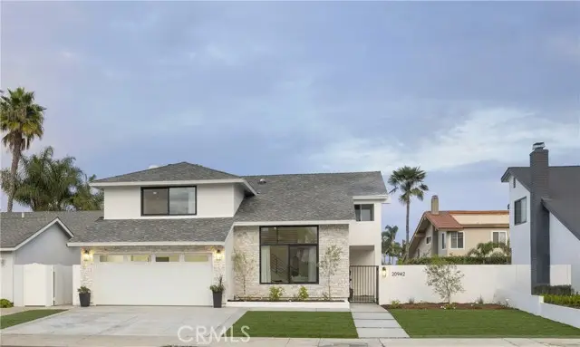 20942 Queens Park, Huntington Beach, CA 92646 - Image #2