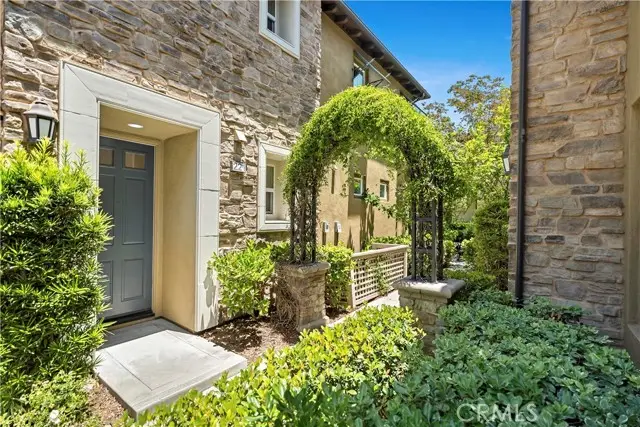 221 Lonetree, Irvine, CA 92603 - Image #2