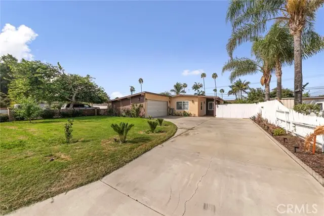5721 N Rockvale Ave, Azusa, CA 91702 - #3