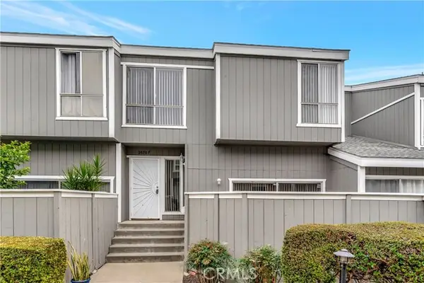 2670 Segerstrom  #f, Santa Ana, CA 92704