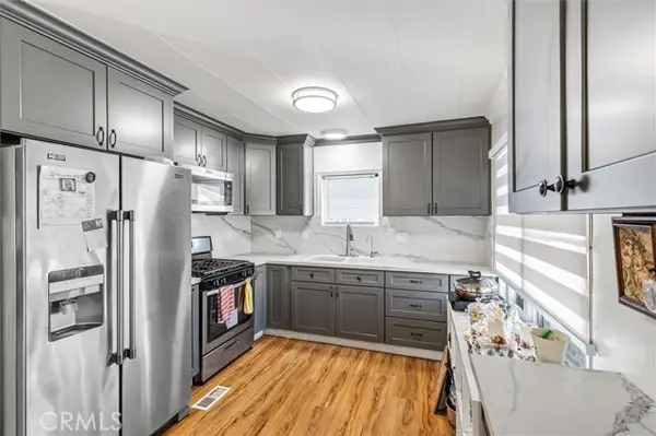 235 Beach  #108, Anaheim, CA 92804