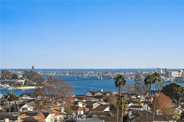 521 Kings Road, Newport Beach, CA 92663 - #1