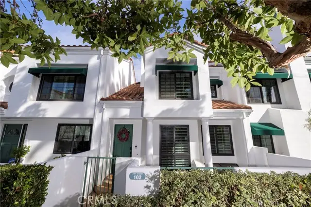 7401 Seabluff, Huntington Beach, CA 92648 - Image #1