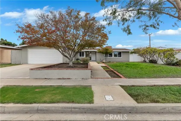 2371 Rutgers, Costa Mesa, CA 92626