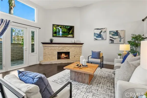 21066 Poolside, Huntington Beach, CA 92648