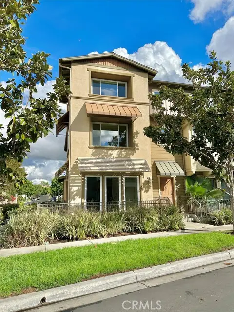 280 Tustin Field Drive, Tustin, CA 92782