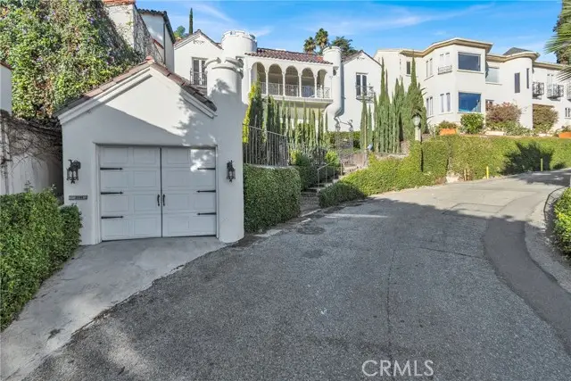2111 Rockledge, Los Angeles, CA 90068 - #3